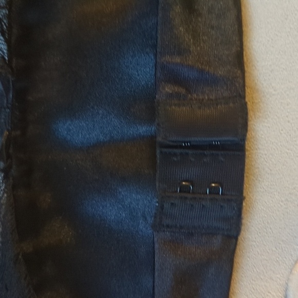 Shirley Of Hollywood Show Time XL Black Bra Top Silky Sheer Lace - Picture 7 of 10